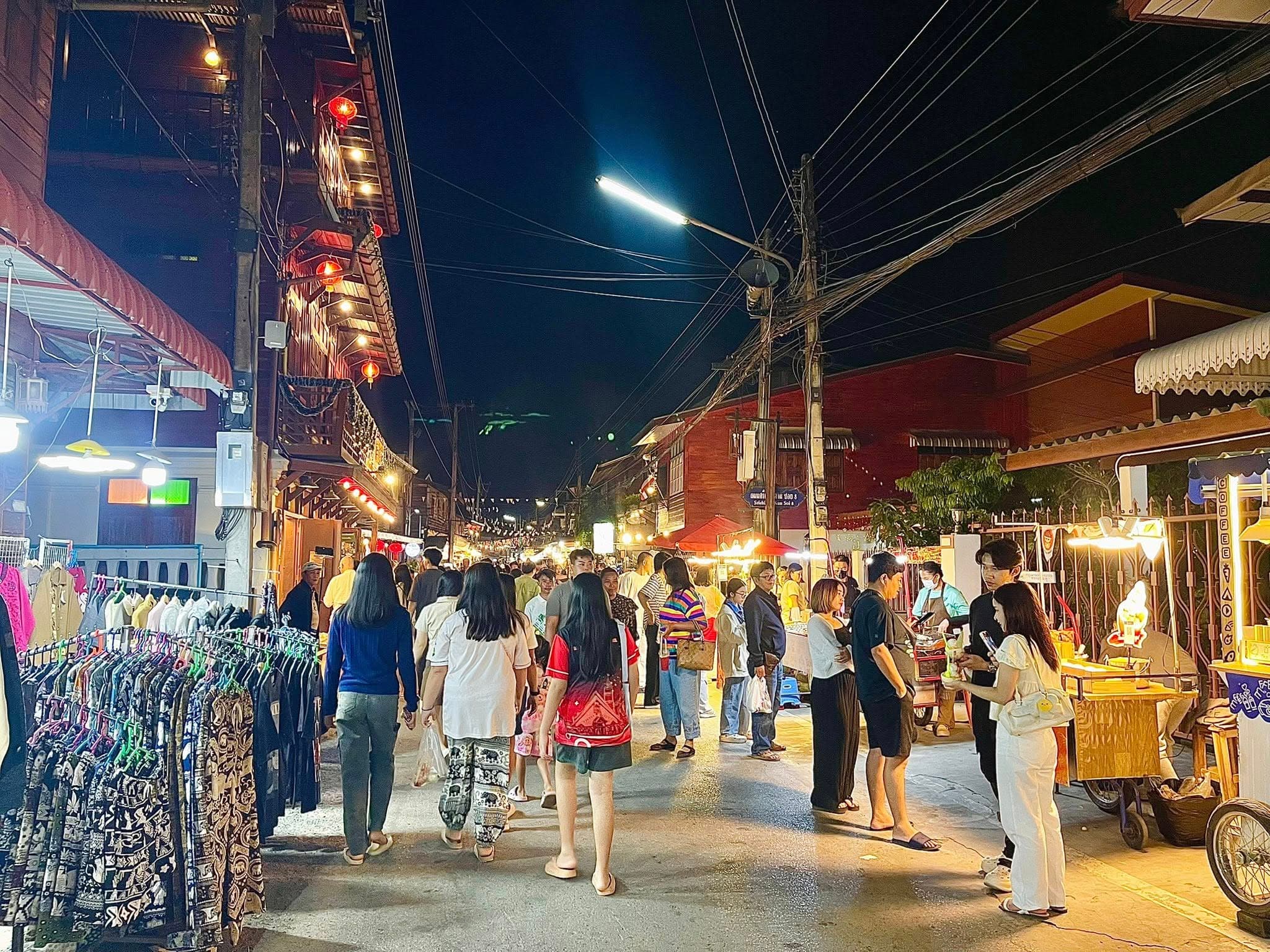 ถนนคนเดินเชียงคาน